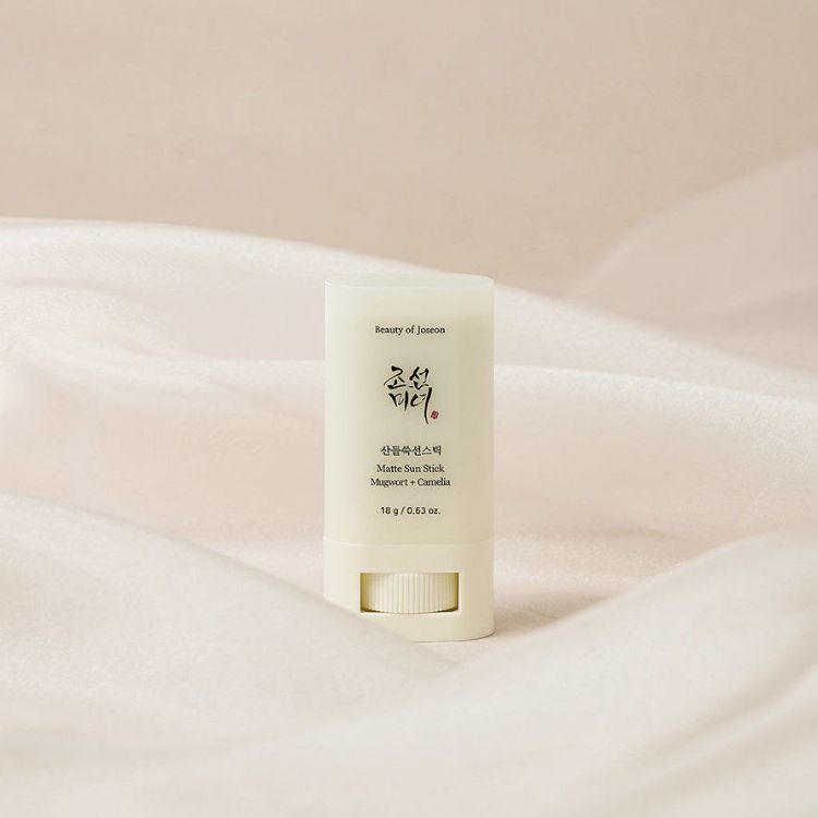 Beauty of Joseon MATTE SUN STICK : MUGWORT+CAMELIA (SPF 50+ PA++++)